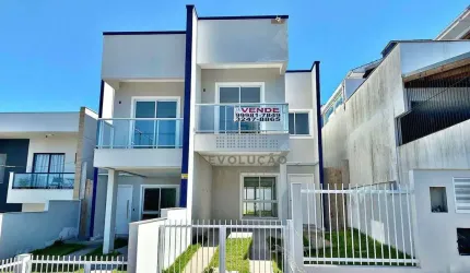 Sobrado com 3 dormitórios à venda, 132 m² por R$ 775.000,00 - Sertão do Maruim - São José/SC