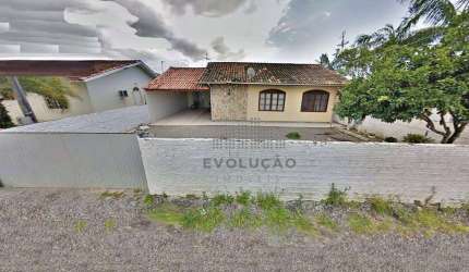 CASA 3 Quartos, 9 Vagas - Guarda do Cubatão - Santa Catarina