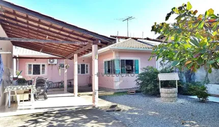 CASA 2 Quartos, 6 Vagas, Escritura - Madri - Santa Catarina