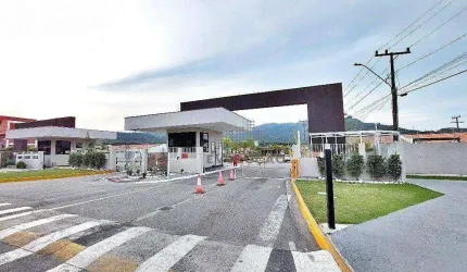 CASA 3 Quartos, 2 Vagas, Lazer - Bela Vista