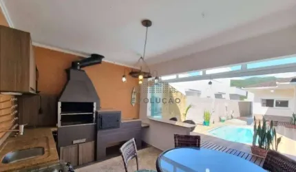 Casa com 4 dormitórios à venda, 270 m² por R$ 1.850.000,00 - Cidade Universitária Pedra Branca - Palhoça/SC