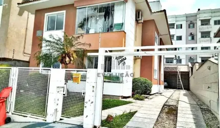 APTO 2 Quartos, 1 Vaga, Sacada, Semi Mobiliado - Potecas