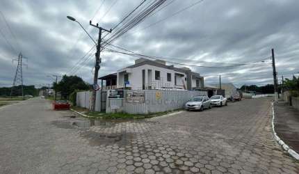 Casa com 3 dormitórios à venda, 109 m² por R$ 660.000,00 - Forquilhas - São José/SC