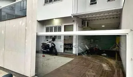 CASA 2 Suítes, 2 Vagas, Semi Mobiliado - Bela Vista
