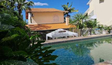 Casa com 5 dormitórios à venda, 335 m² por R$ 2.220.000,00 - Coqueiros - Florianópolis/SC