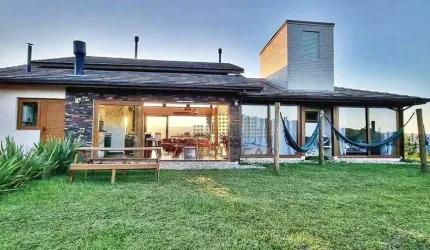 Casa de Campo, Alto Padrão com 6.300 m² de terreno, São Bonifácio/SC