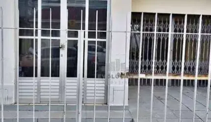 Terreno com 300 m², com 3 casas e 2 salas comerciais, no Balneário Estreito/Florianópolis