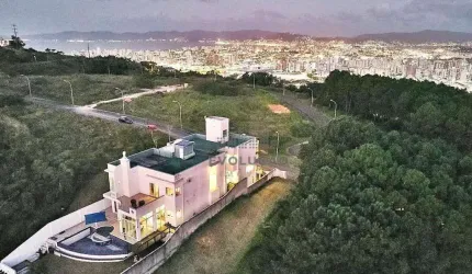 Casa Alto Padrão 05 Suítes -  São José SC