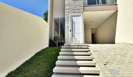 Sobrado à venda, 3 Dorms, 1 Suíte com closet, 2 Vagas !!!