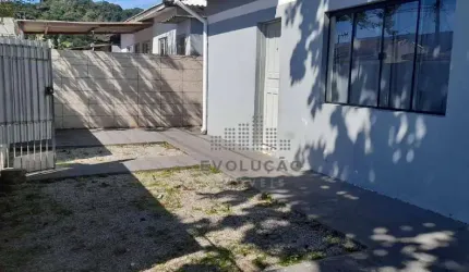 Casa com 05 Kitinetes - Universitário - Biguaçu/SC