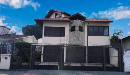 Casa com 3  Dorms, Suíte e 264 m² privativos - Capoeiras - Florianópolis/SC