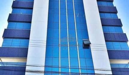 Sala Comercia com 35,81 m² no bairro Agronômica