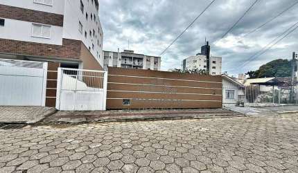 Casa com 6 dormitórios para alugar, 125 m² por R$ 3.920,00/mês - Capoeiras - Florianópolis/SC