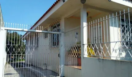 Casa com 4 dormitórios à venda, 216 m² por R$ 955.000,00 - Ipiranga - São José/SC