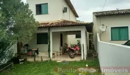 Excelente casa com 3 quartos sendo 1 suite ótima localização ao lado do centro