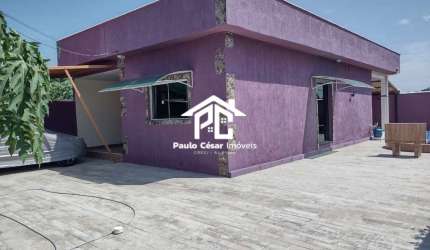 Excelente Casa com 02 Quartos sala cozinha banheiro área de serviço varandas ofurô garagem.