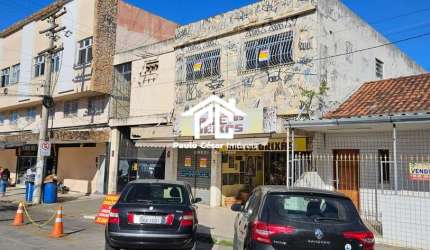 Oportunidade Imperdível: Comercial de 220,32 m² à venda no Centro de Araruama-RJ!