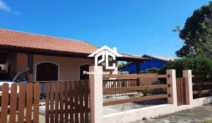 Imóvel à venda em Araruama-RJ: Residência com 3 quartos, 1 suíte, 2 salas, 2 banheiros e 209,08 m² de área no bairro Tomé.