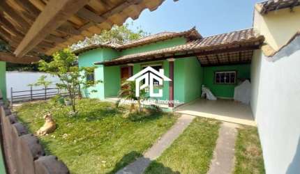 Casa à venda em Araruama-RJ, bairro XV de Novembro: 3 quartos, 1 suíte, sala, banheiro, 1 vaga, 86,55m². Imperdível!