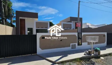 Casa à venda em Araruama-RJ, bairro Coqueiral: 2 quartos, 1 suíte, 1 sala, 1 banheiro, 1 vaga de garagem, 65m² de área.