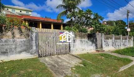 Casa à venda em Saquarema-RJ: 3 quartos, 1 suíte, 1 sala, 1 banheiro, 1 vaga de garagem, 145,16 m² de área.