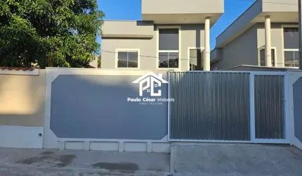 Imperdível oportunidade: Casa à venda em Araruama-RJ, bairro Viaduto! 3 quartos, 1 suíte, 1 vaga, 85m².