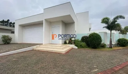 Casa térrea com 3 dormitórios, 3 suítes, 3 salas, cozinha, piscina, espaço gourm