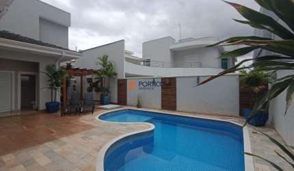Sobrado a venda com 3 Suítes com Piscina  - Metropolitan Park - Paulínia