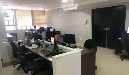 Sala Comercial com 100m2, 2 vagas em uma das principais avenidas de Campinas.