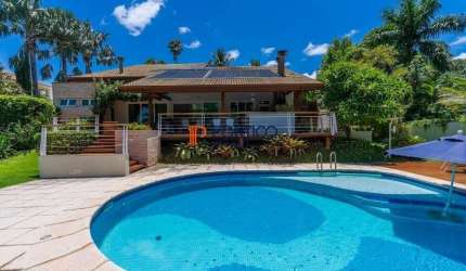 Casa de alto padrão 4 suítes-piscina à venda - condomínio em Valinhos