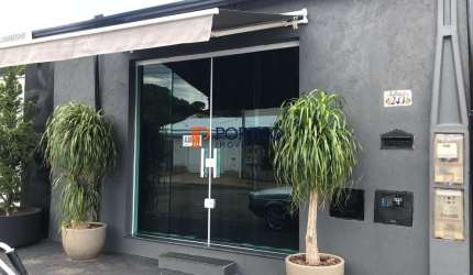 Casa comercial para locação no Jardim Santa Genebra