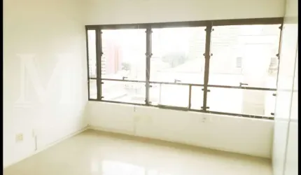 Vila Mariana, locação e venda: CONJ. comercial. ÁU 106,73 de  e ÁT 204,00