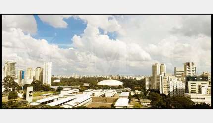 Ótimo Apartamento de 161 m² 4 Dormitórios sendo 1 Suíte no Paraíso