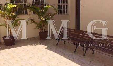 Para investidor - Casa de 321m² com 4 casas no mesmo terreno próximo ao Metrô Santa Cruz