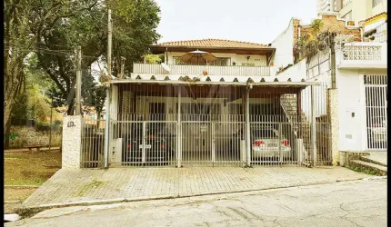 Vila Mariana / Aclimação 3 casas no mesmo terreno. Próximo a Ana Rosa