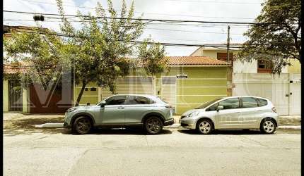 Casa Térrae com 3 vagas no Planalto Paulista