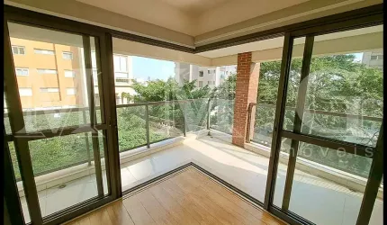 Apartamento com 3 suítes e 3 vagas em área nobre.