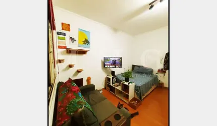Bem localizado kitnet no Campos Elíseos