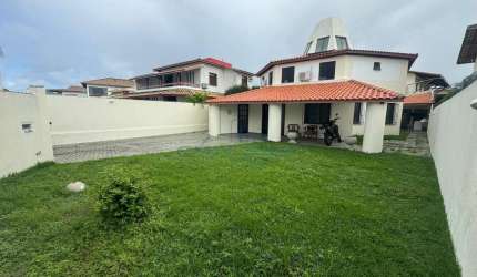 Casa 04 Dorm. em Vilas do Atlântico  -  Lauro de Freitas