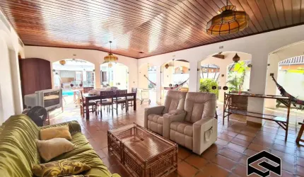 CASA TÉRREA, LADO PRAIA!