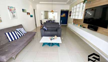 LINDO APARTAMENTO, 01 QUADRA DA PRAIA!