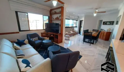 APARTAMENTO FINAMENTE REFORMADO COM VISTA AO MAR!