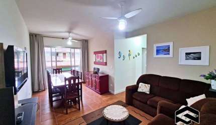 AMPLO APARTAMENTO, 02 DORMITÓRIOS + DEPENDÊNCIA, COM QUINTAL PRIVATIVO!