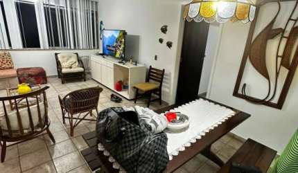 AMPLO APARTAMENTO, BEM LOCALIZADO!