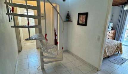 COBERTURA DUPLEX, REGIÃO COMERCIAL!