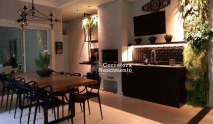 Casa com 4 dormitórios à venda, 210 m² por R$ 1.338.000,00 - Villa Branca - Jacareí/SP