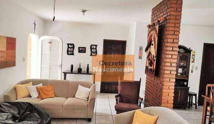 Casa com 4 dormitórios à venda, 180 m² por R$ 650.000,00 - Jardim Mesquita - Jacareí/SP