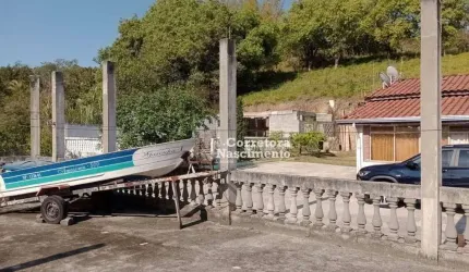 Sítio com 5 dormitórios à venda, 1000 m² por R$ 790.000,00 - Serrote - Santa Branca/SP
