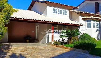 Casa com 3 dormitórios à venda, 237 m² por R$ 1.170.000 - Vila Zezé - Jacareí/SP