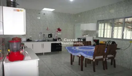 Casa com 2 dormitórios à venda, 122 m² por R$ 480.000 - Cidade Jardim - Jacareí/SP